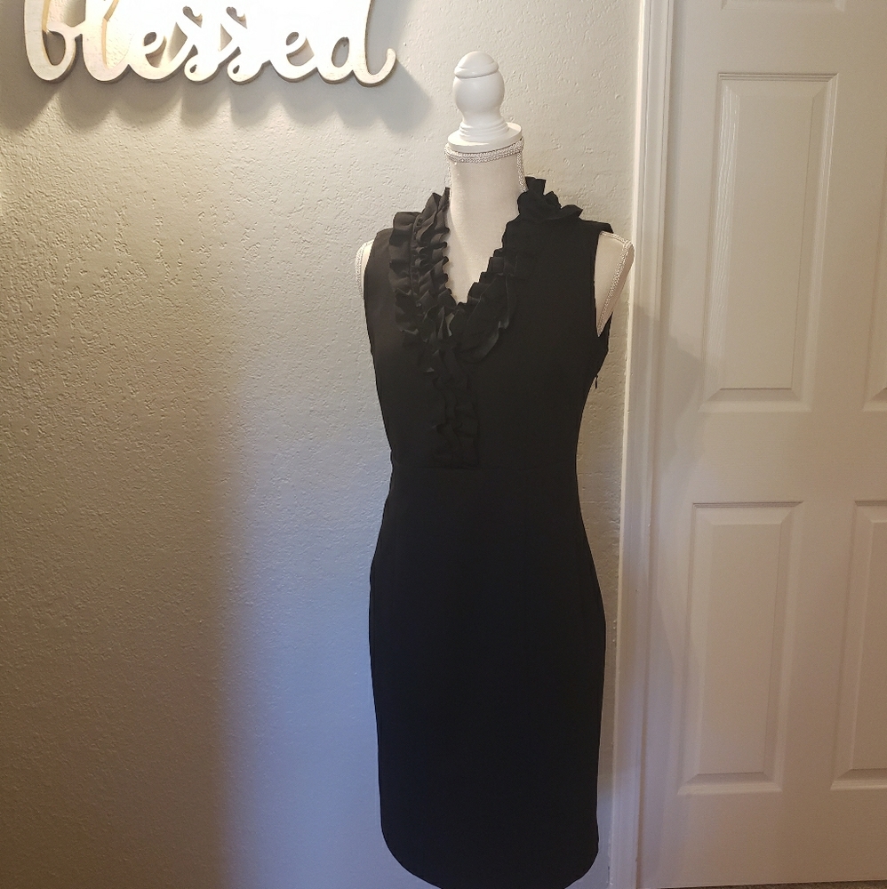 Classy ruffled collar black dress